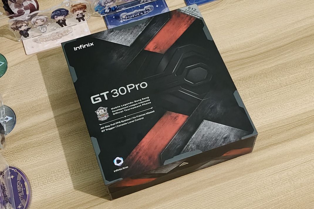 Unboxing Ponsel Gaming Infinix GT 30 Pro Gaming Beast Edition, Dapat Apa Saja?